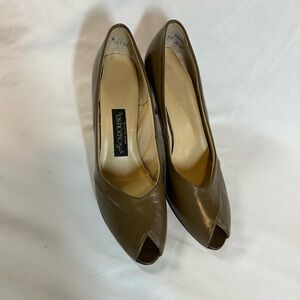 Carousel Brown Peep-Toe Heels - Size 9 - NOS New Vintage